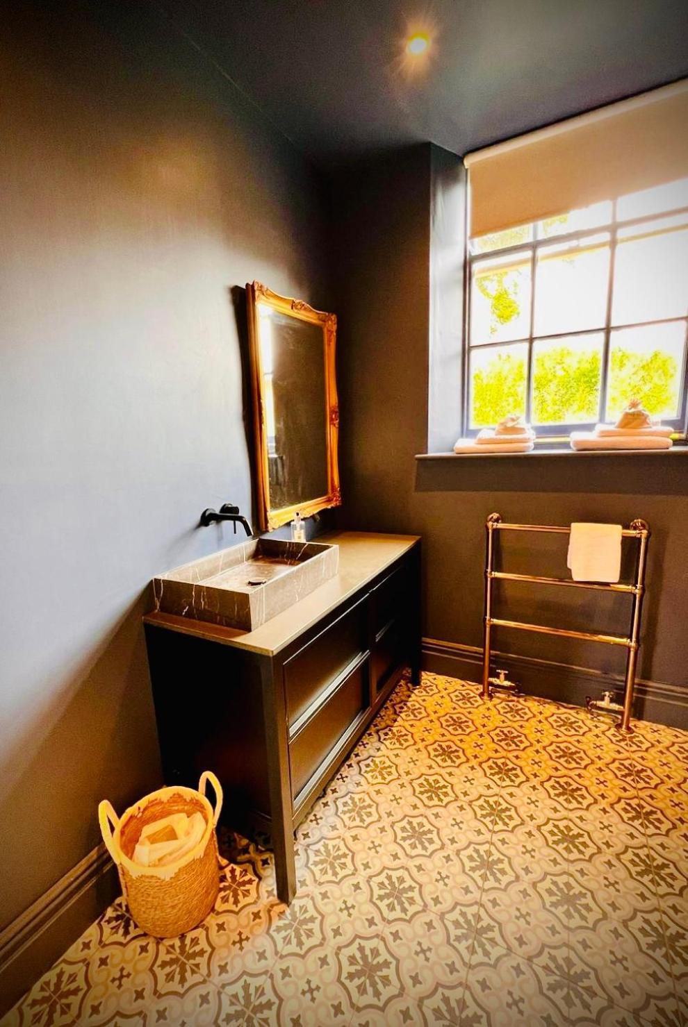 Llanerchydol Hall Suites Уелшпул Екстериор снимка